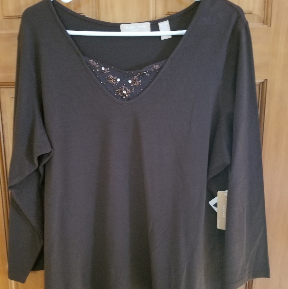 Pullover top